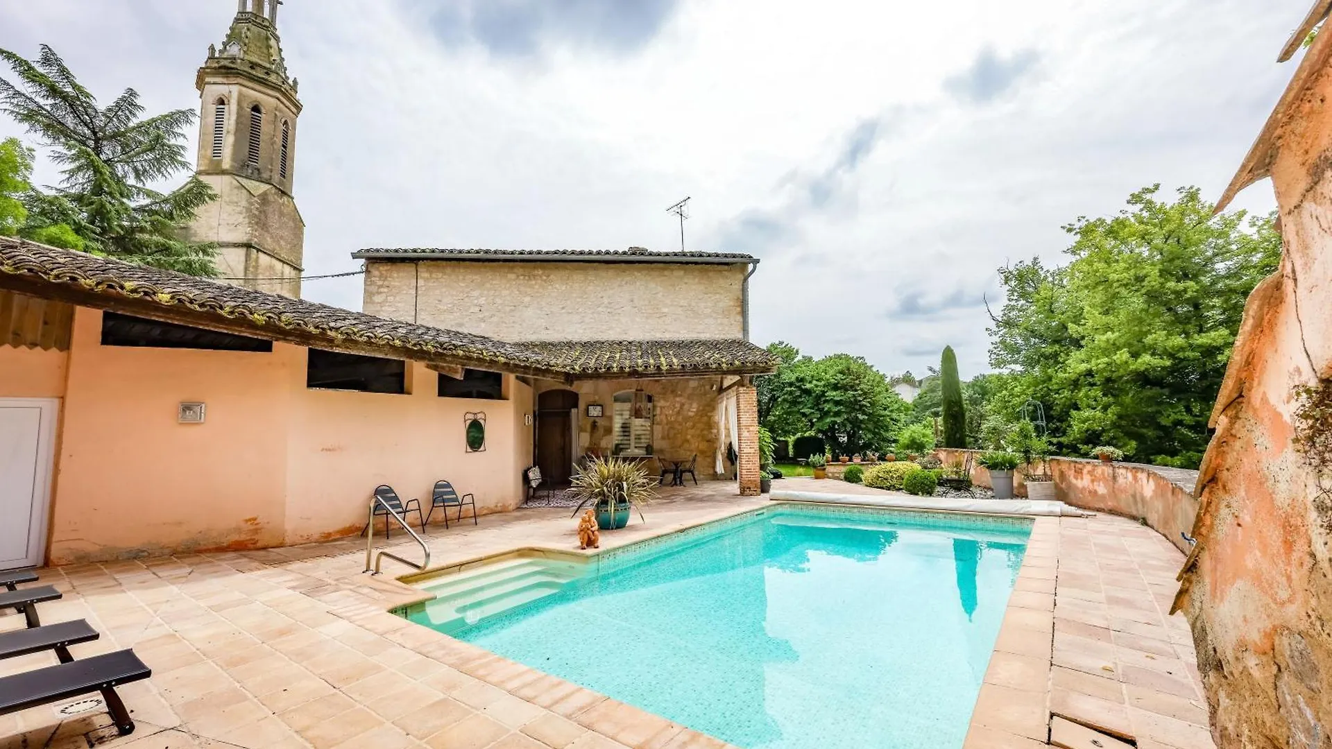 Le Refuge De La Breche Appartement Cahuzac-sur-Vère 0*,  Frankrijk